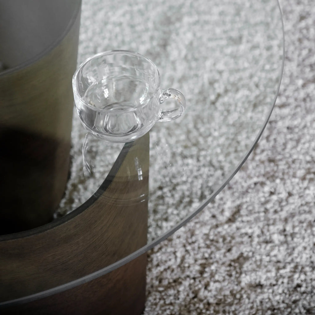 No7 Coffee Table Ø70 in white marble finish with unique geometric base