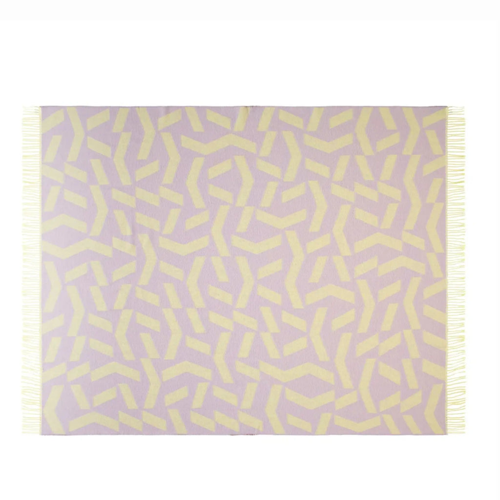 Cozy Dashes Throw in Charcoal Grey with Tassel Detailing 