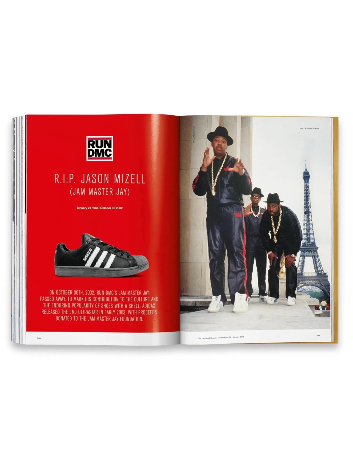 Sneaker Freaker. The Ultimate Sneaker Book by Book - THAT COOL LIVING