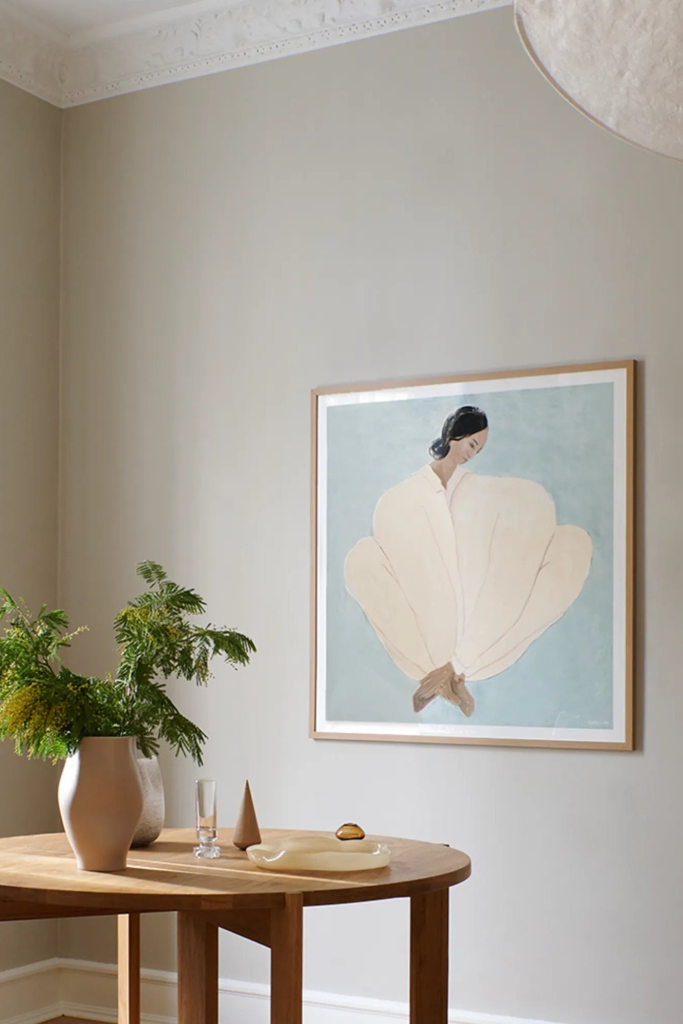 Customers enjoying coffee and pastries at Meet Me At Jaurès