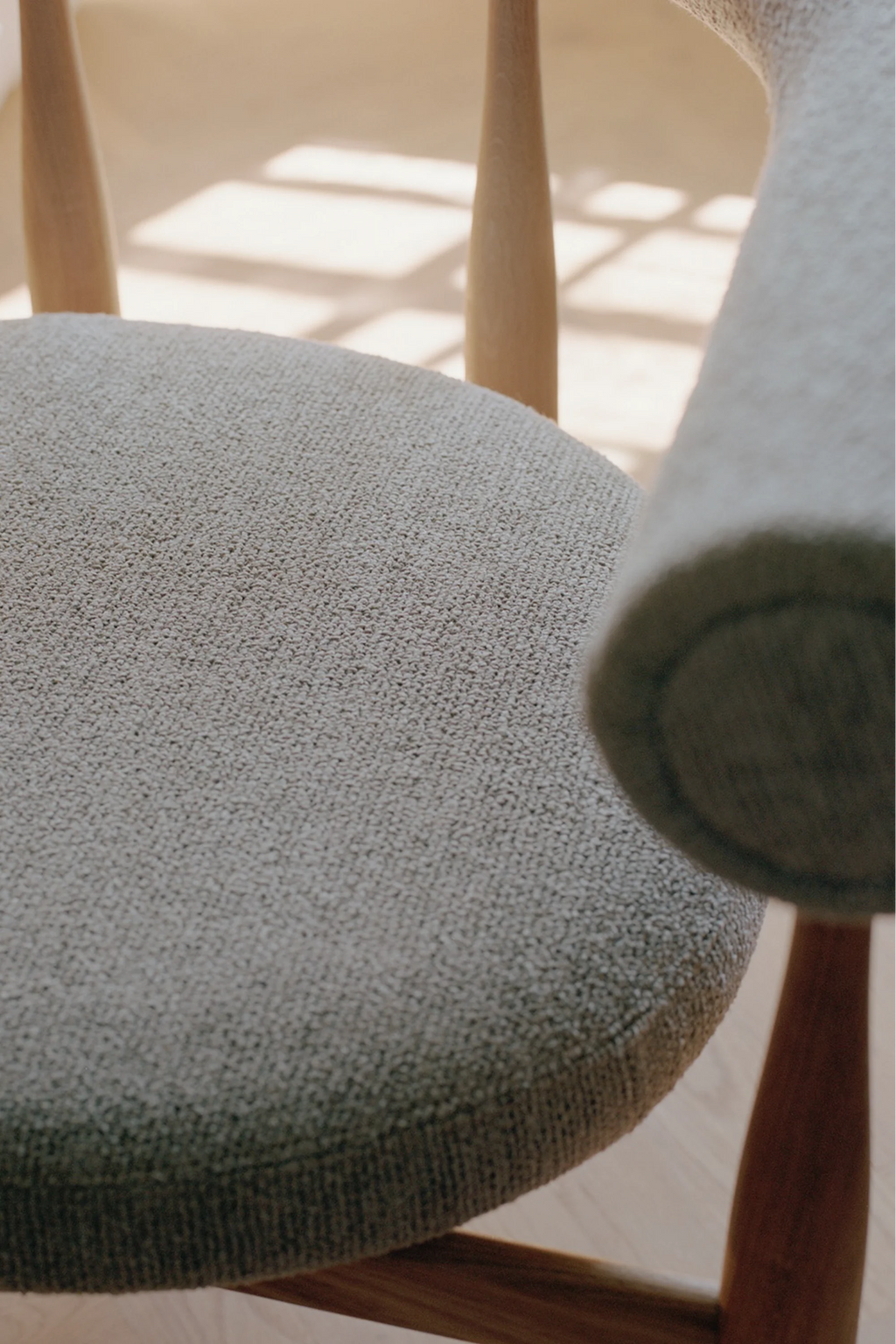 Bukowski Lounge Chair