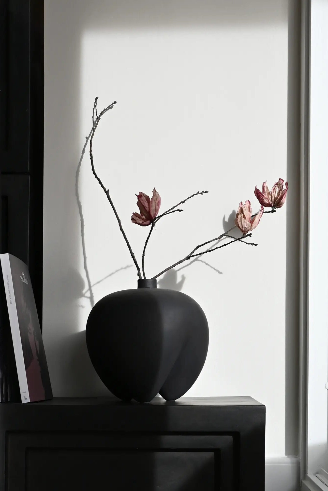  Sumo Vase - Mini with a variety of colorful flowers, adding a pop of color to any room