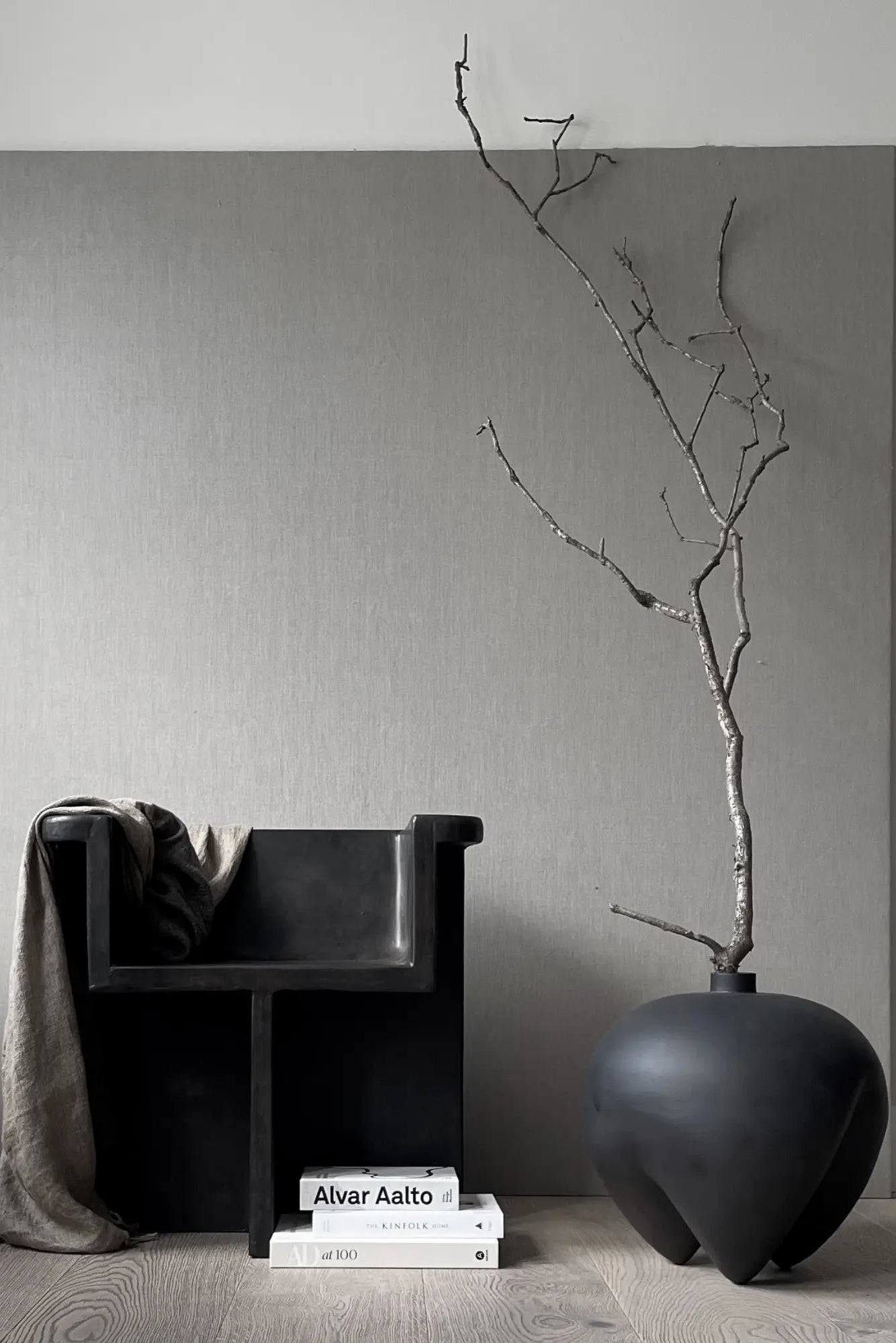 Sumo Vase - Big in earthy tones with a marbled pattern and organic shape