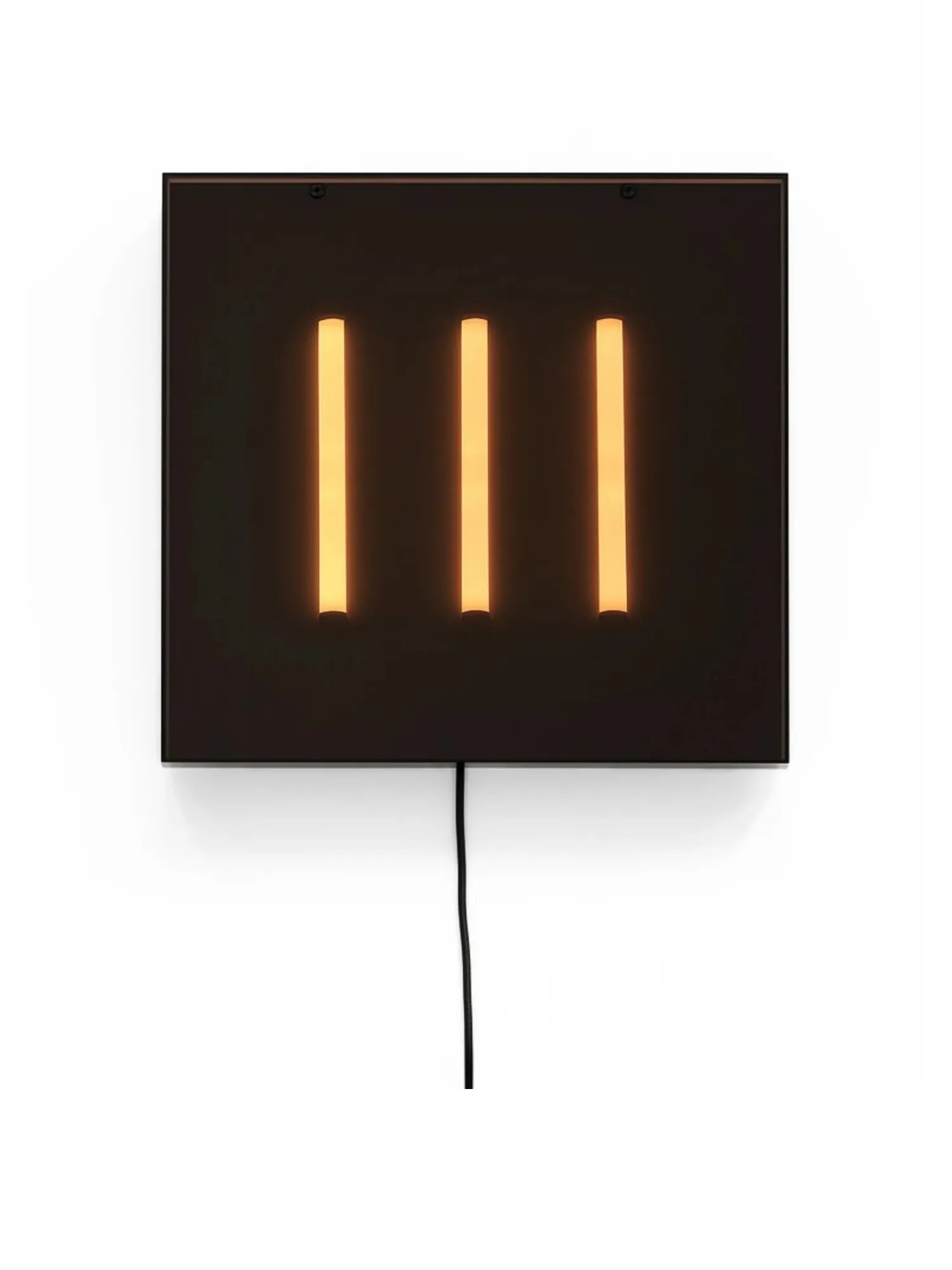 Trois Wall Lamp