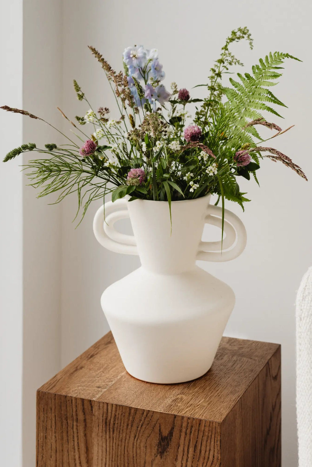 Coi Wood Pillar in natural finish, handcrafted from solid wood