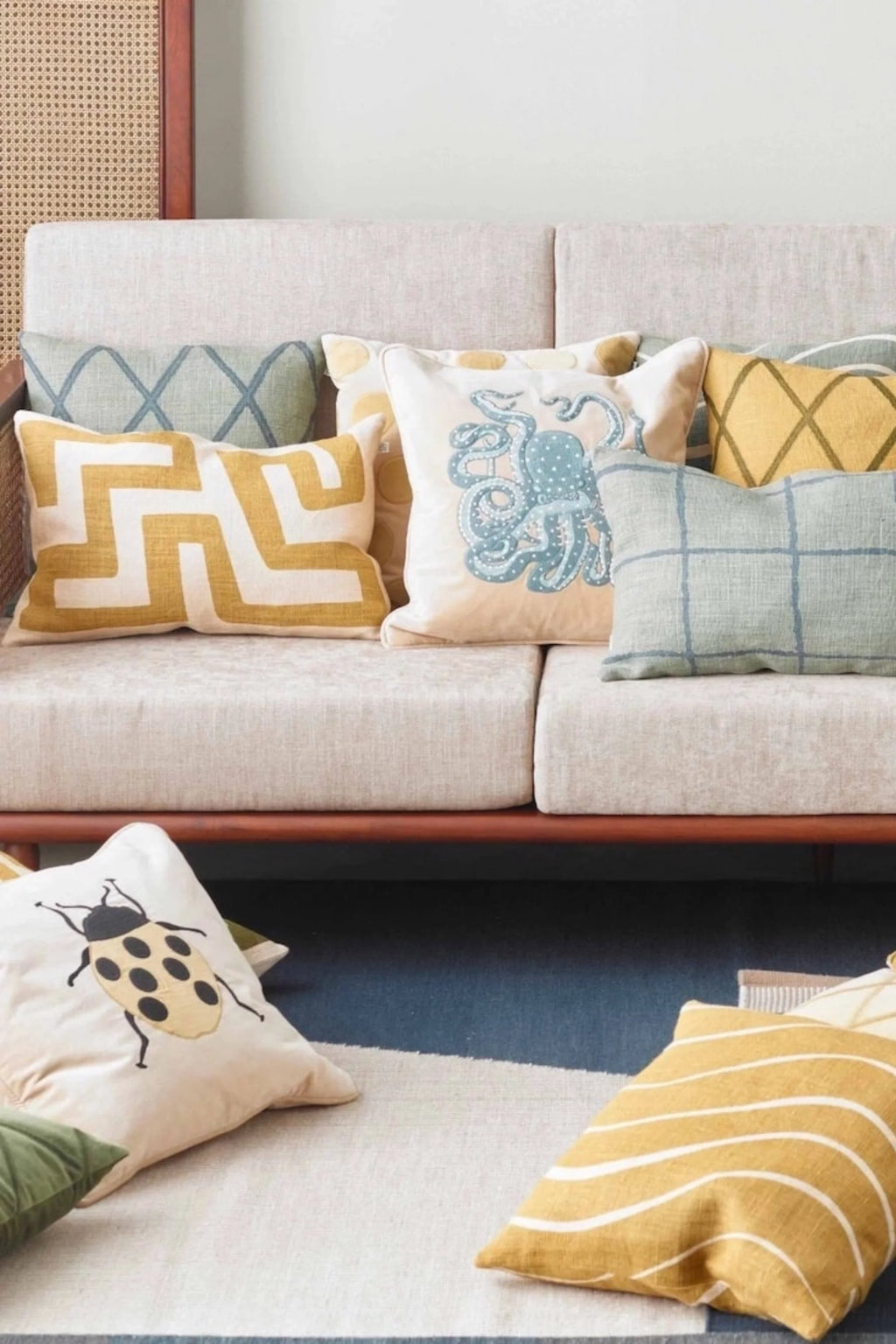 Nagra Linen Throw Pillow