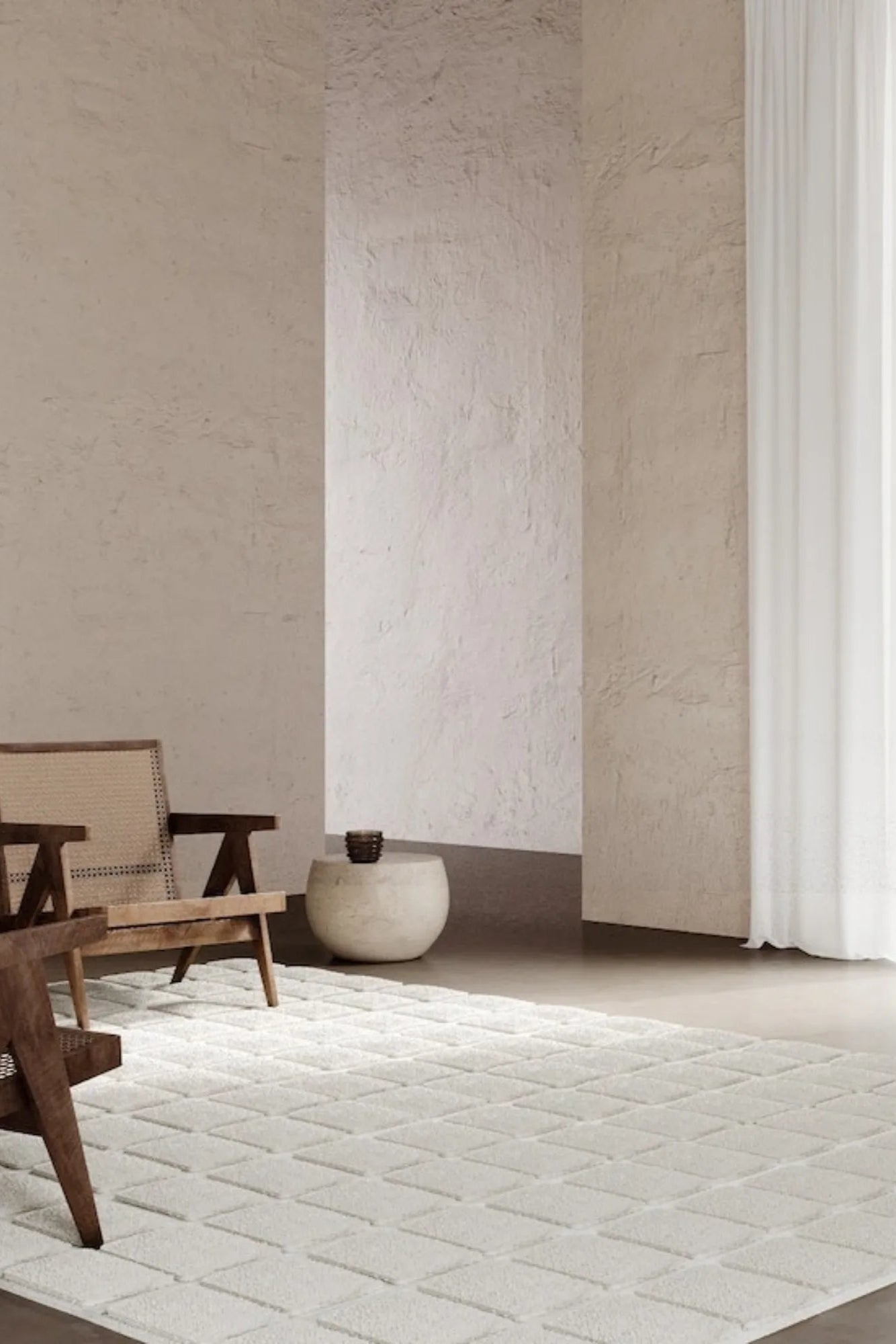 Thick Loha Wool Rug in Earthy Tones with Intricate Border Design