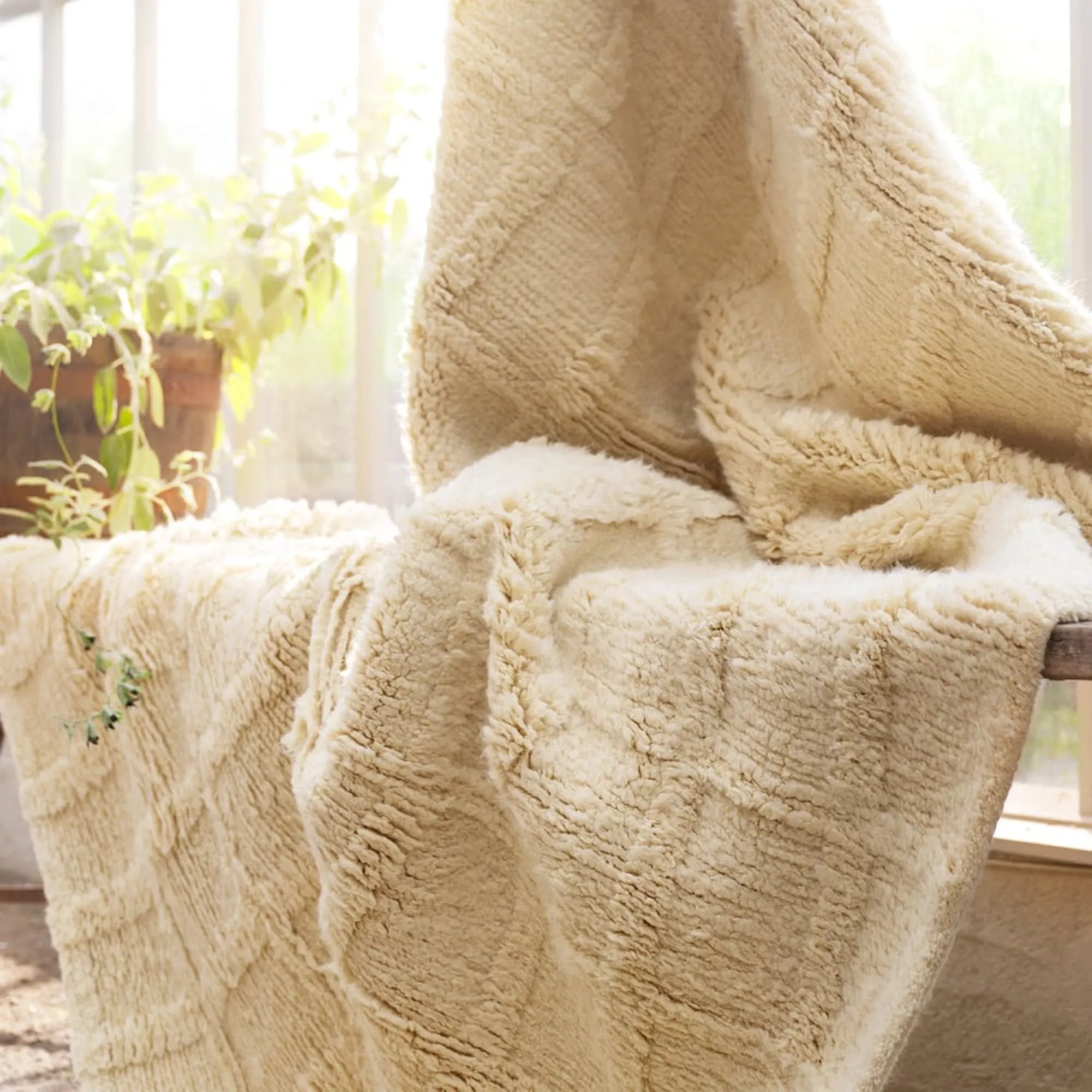 High quality Badal Wool Rug featuring traditional Indian craftsmanship