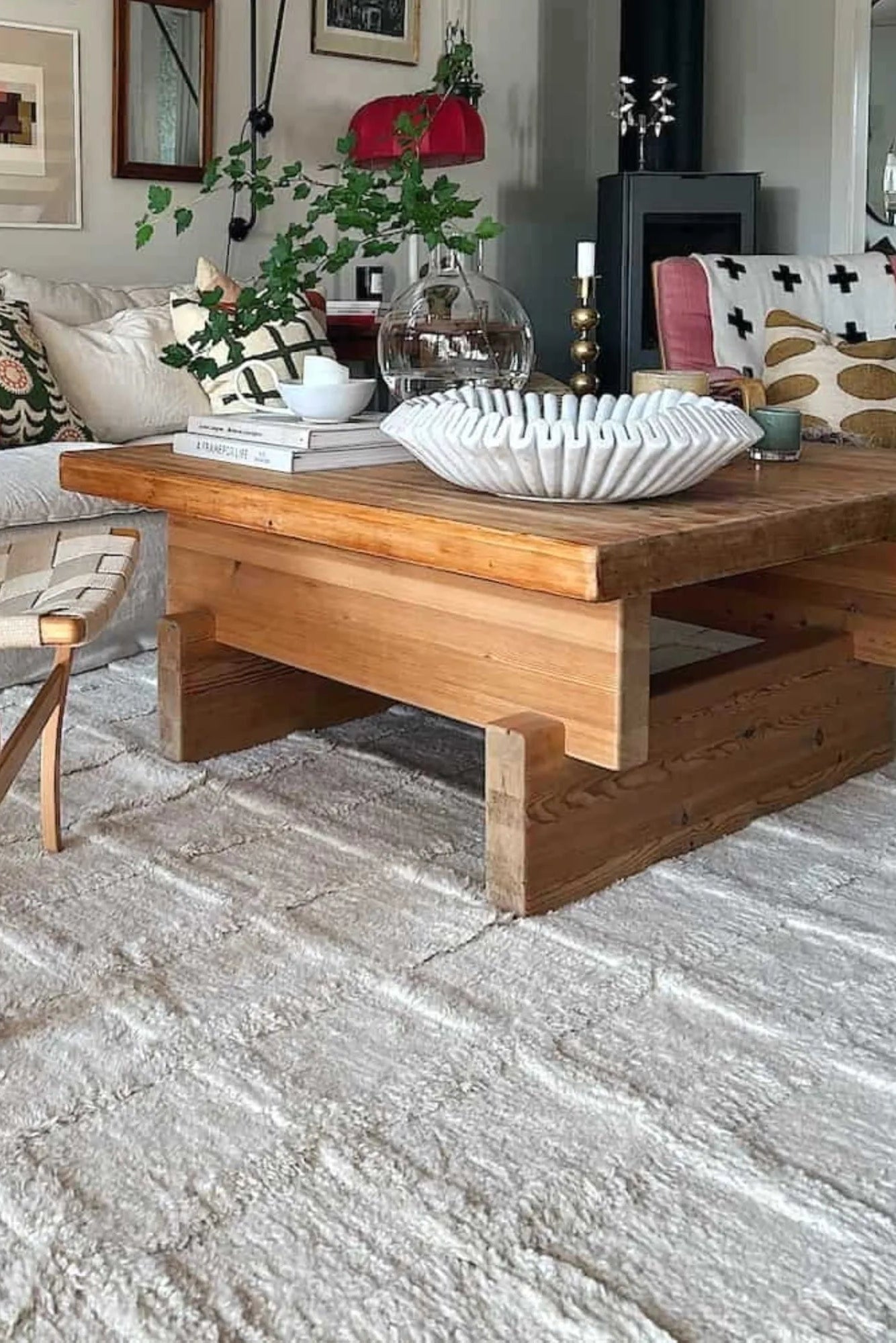 Elegant and durable Badal Wool Rug made from 100% natural wool fibers