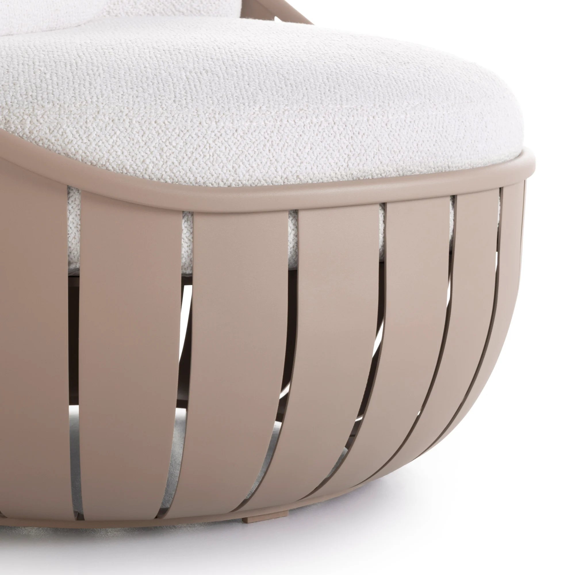 Arena Outdoor Lounge Chair - THAT COOL LIVING