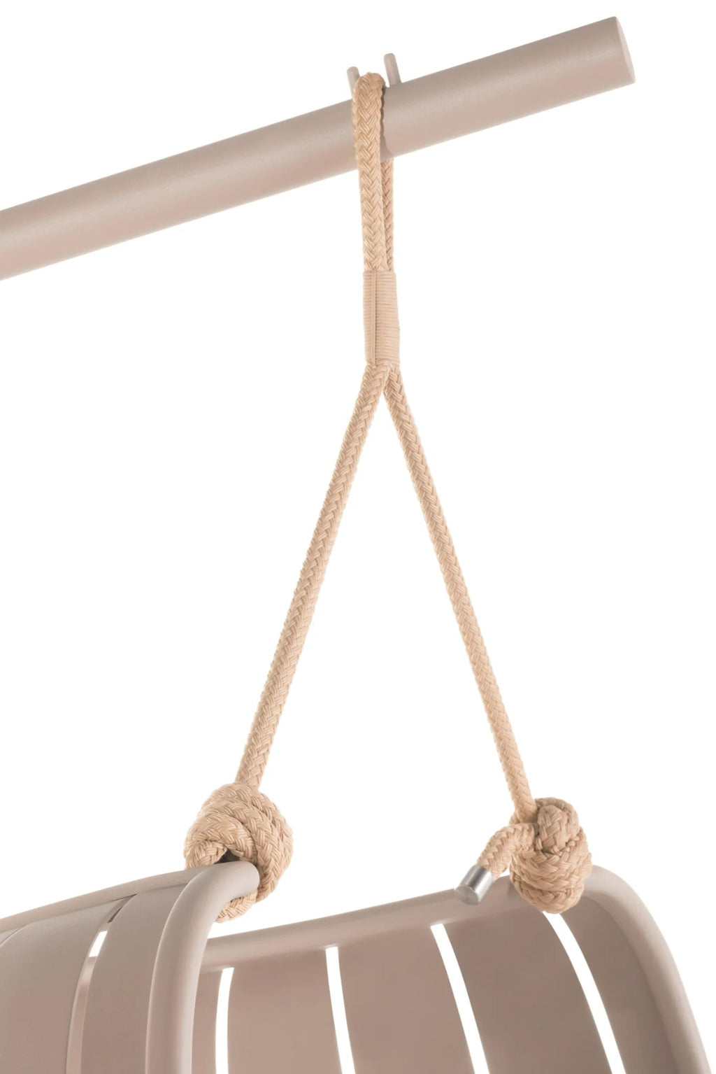Gandia Blasco Arena Outdoor Swing, a modern outdoor swing chair featuring a sleek horizontal bar in a matte beige powder-coated metal finish, from which a thick, natural-toned braided rope suspension.