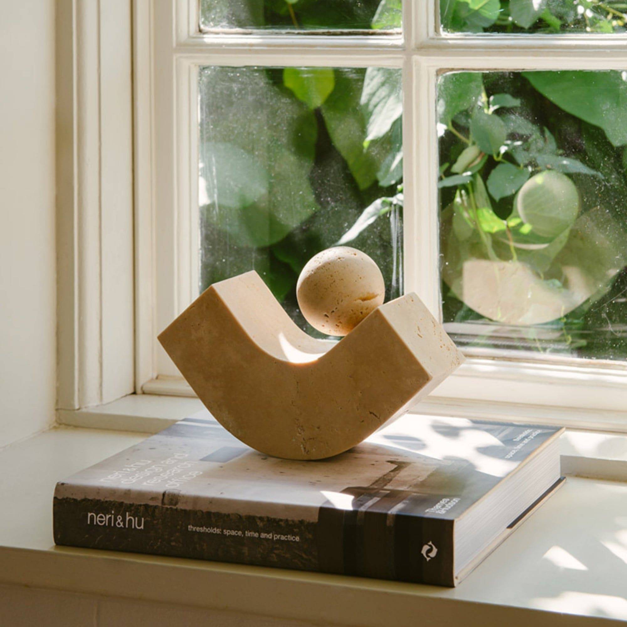 Equi Bookend