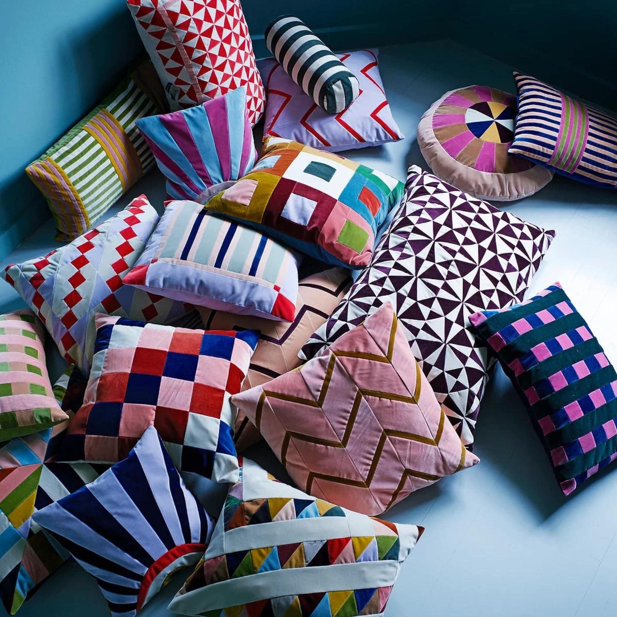 Zig Zag Cushion - Multicolor - THAT COOL LIVING