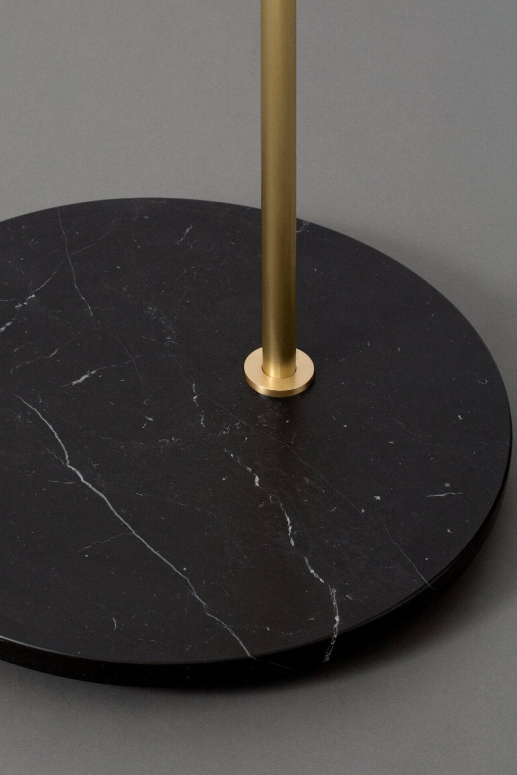 Heron Floor Lamp | Brass - THAT COOL LIVING