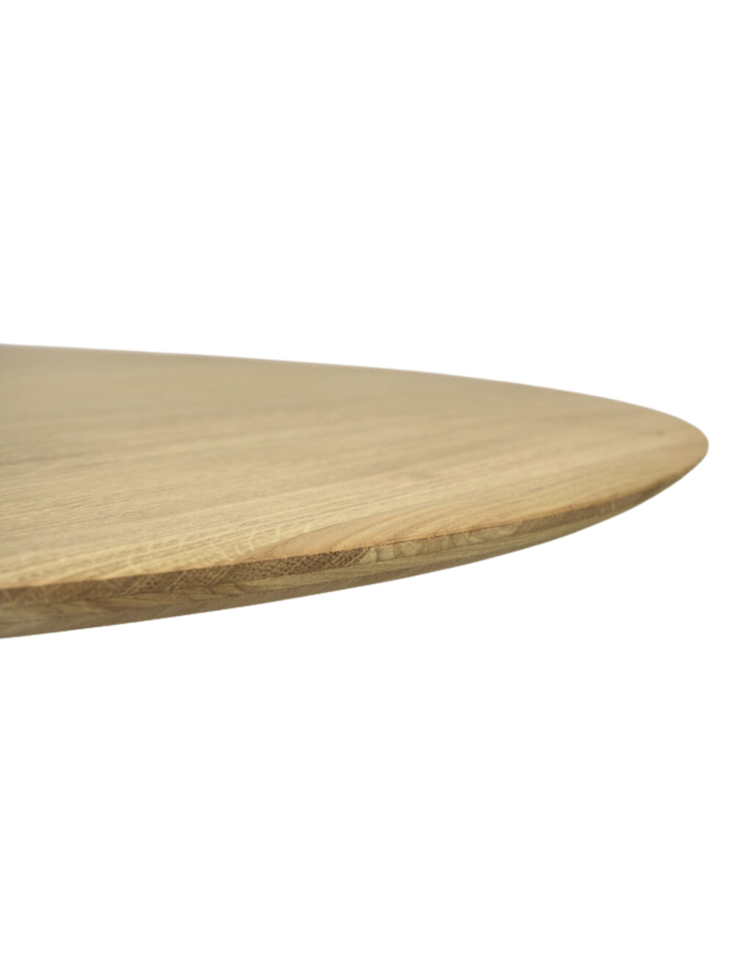 Ethnicraft Corto Dining Table, a round oak table, featuring a close-up of the elegant, thin tabletop edge and natural wood grain, highlighting its premium craftsmanship on a white background.