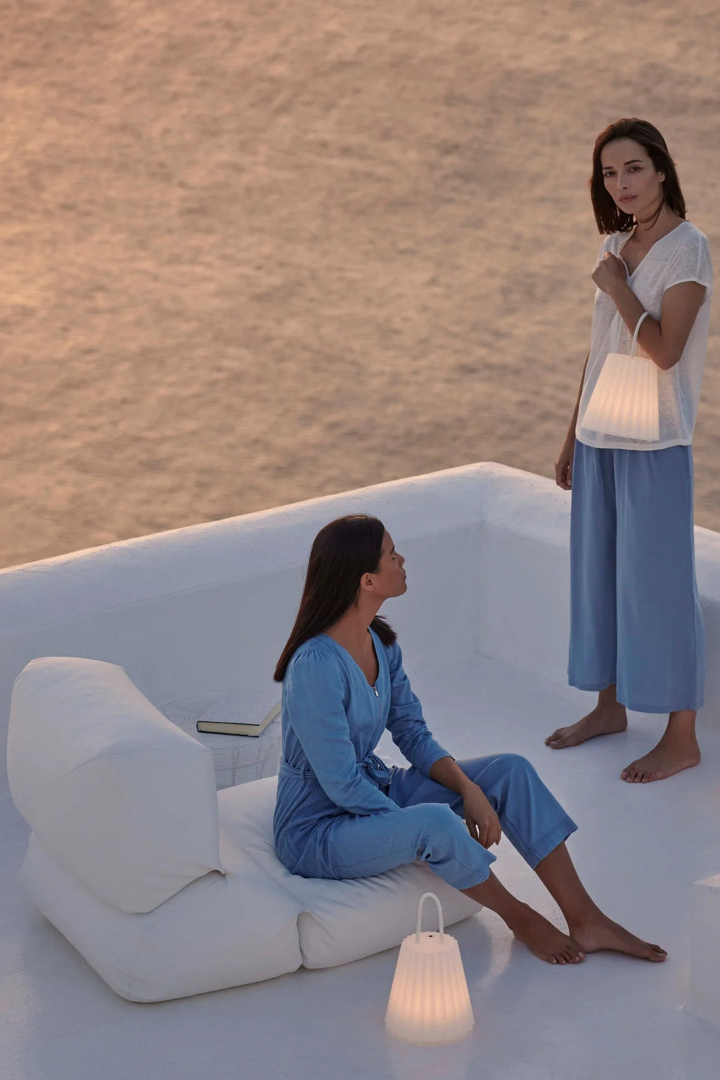 Gandia Blasco Grapy Outdoor Lounge Chair, a plush, low-profile outdoor lounge chair featuring a soft, conforming design upholstered in a durable white weather-resistant fabric. Its modular, organic shape provides ergonomic comfort, making it an ideal choice for modern minimalist patios, contemporary rooftop terraces, or luxurious poolside lounging.