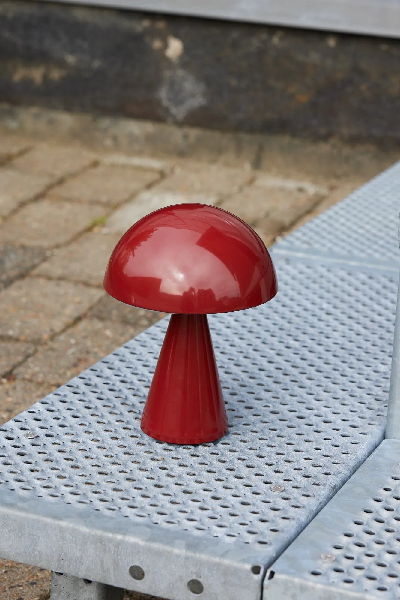  Eco-friendly and energy-efficient LED technology for long-lasting use