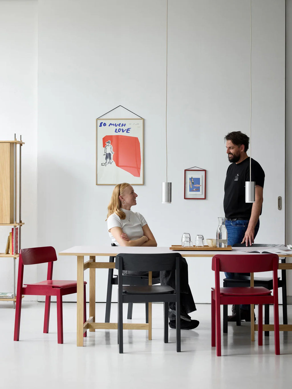 MOEBE Rectangular Dining Table, a modern minimalist dining table crafted with a light natural oak wood frame and a sleek, smooth white tabletop. This Scandinavian-inspired piece features clean lines and a sturdy, understated design, making it an ideal choice for contemporary dining rooms, stylish kitchen areas, or a functional home office meeting table.