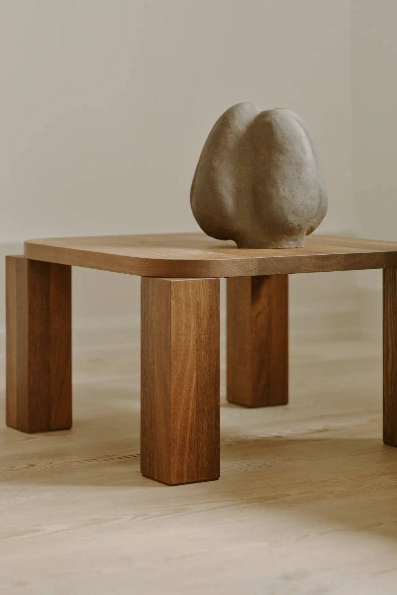 Modern and sleek Atlas coffee table, measuring 60x60 inches, perfect for contemporary living spaces
