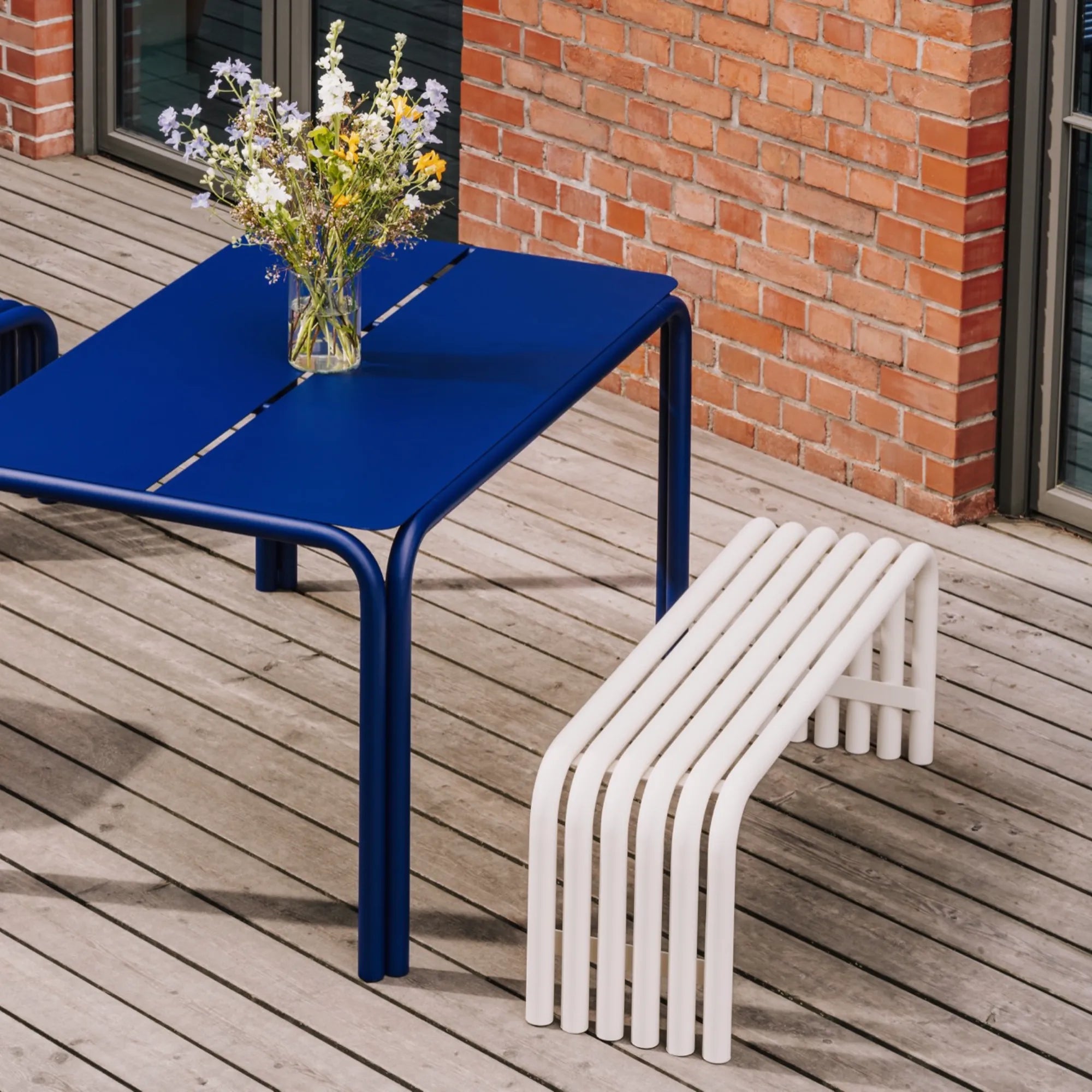  Nokk Stool with Swivel Base and Black Cushioned Seat 