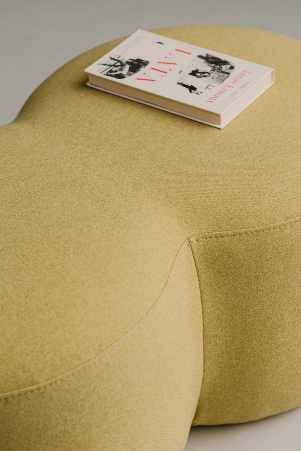  Umbo Pouf with soft texture in yellow