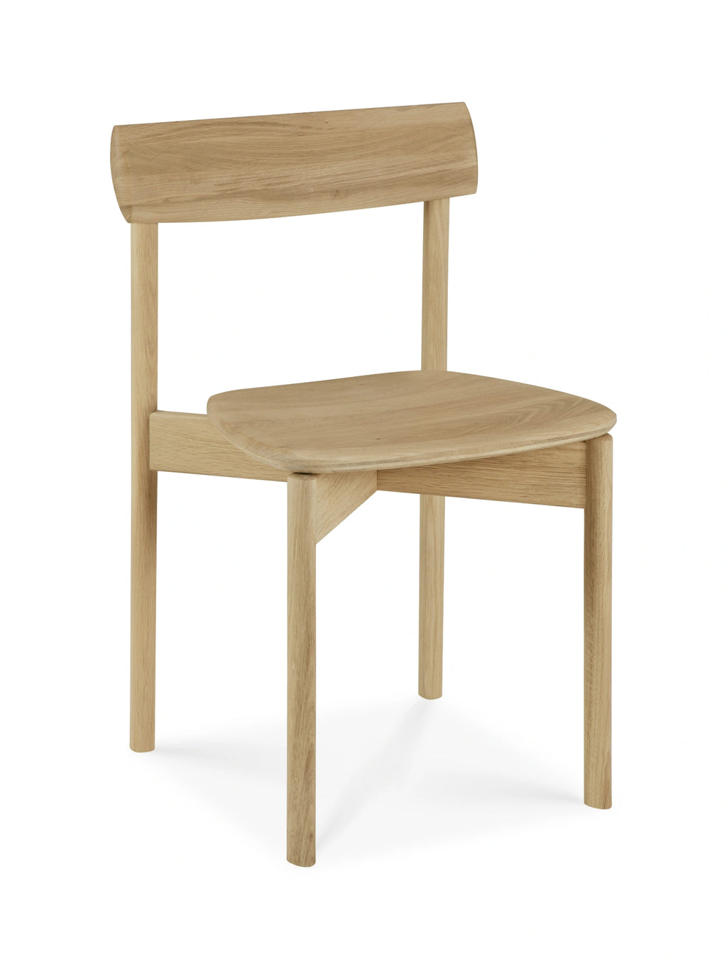 Ethnicraft Risu Dining Chair, a minimalist Scandinavian dining chair crafted from light natural solid oak with a gently curved backrest and a subtly contoured seat, showcasing clean lines and organic modern design. This elegant wood dining chair is perfect for contemporary dining rooms, modern kitchens, or japandi-inspired spaces.