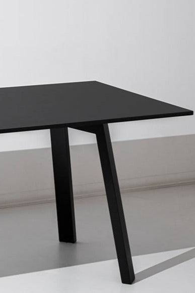 Flat Dining Table - Oak - Round - THAT COOL LIVING