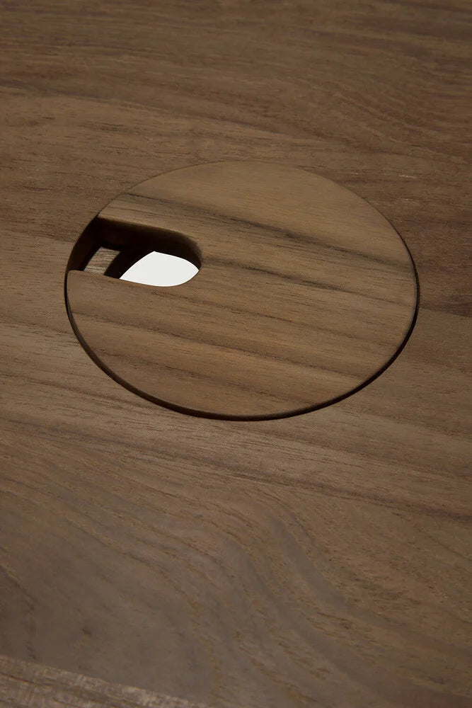 Oscar Desk