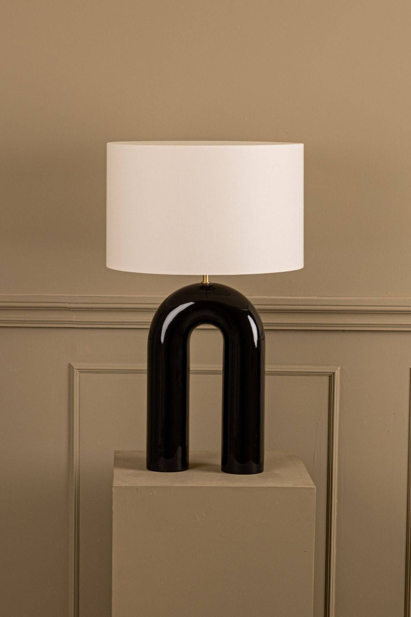 Arko Ceramic Lamp – Modern Design Table Lamp - Simone & Marcel - THAT COOL LIVING