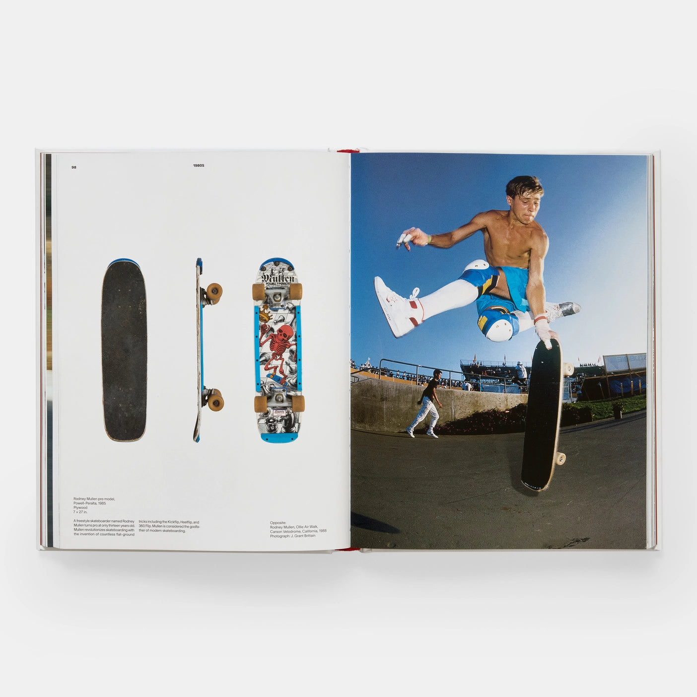 Skateboard complete set for beginners and experienced riders alike