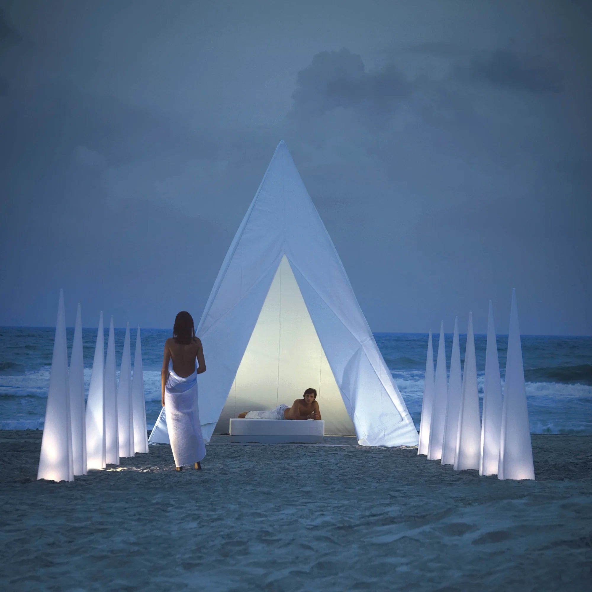 Tipi Outdoor Wigwam - THAT COOL LIVING