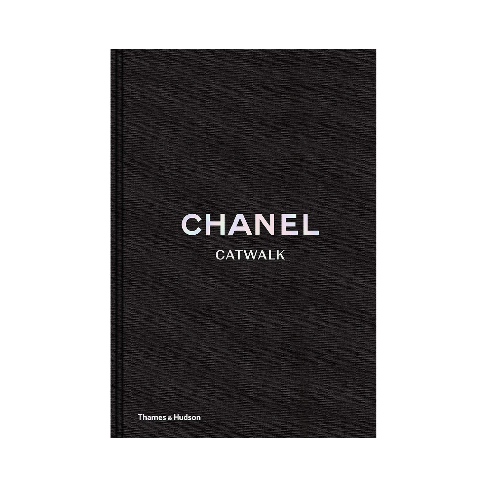 Buy Thames & Hudson Black Chanel Catwalk: The Complete Collections for  Women in KSA