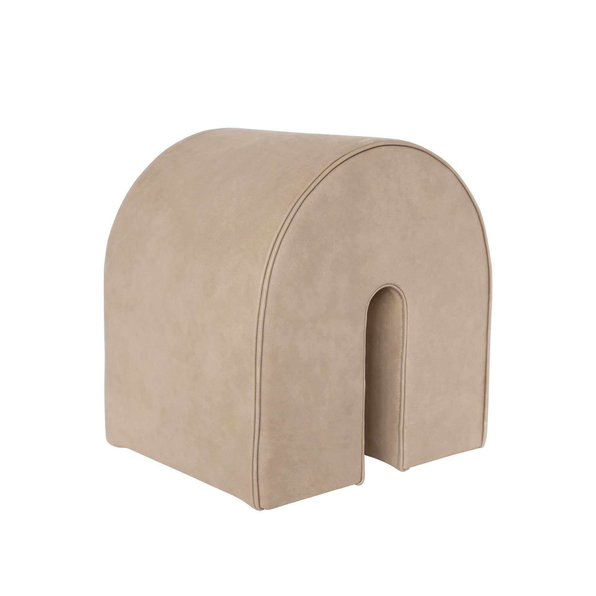 Curved Pouf